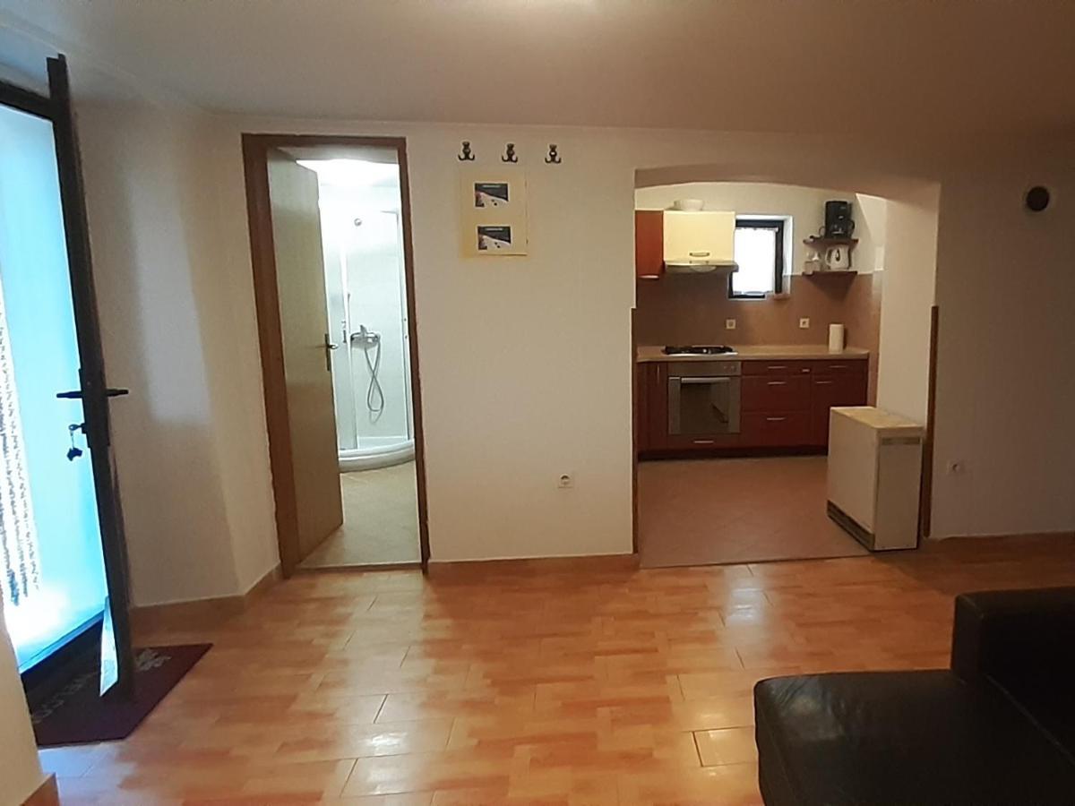 Holiday Home Loznati Cres Εξωτερικό φωτογραφία