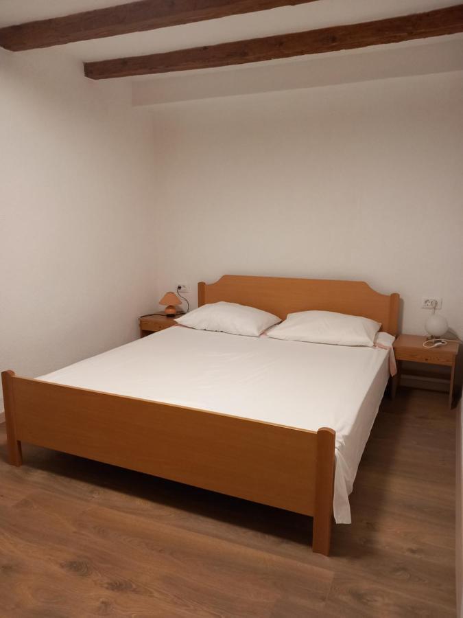 Holiday Home Loznati Cres Εξωτερικό φωτογραφία