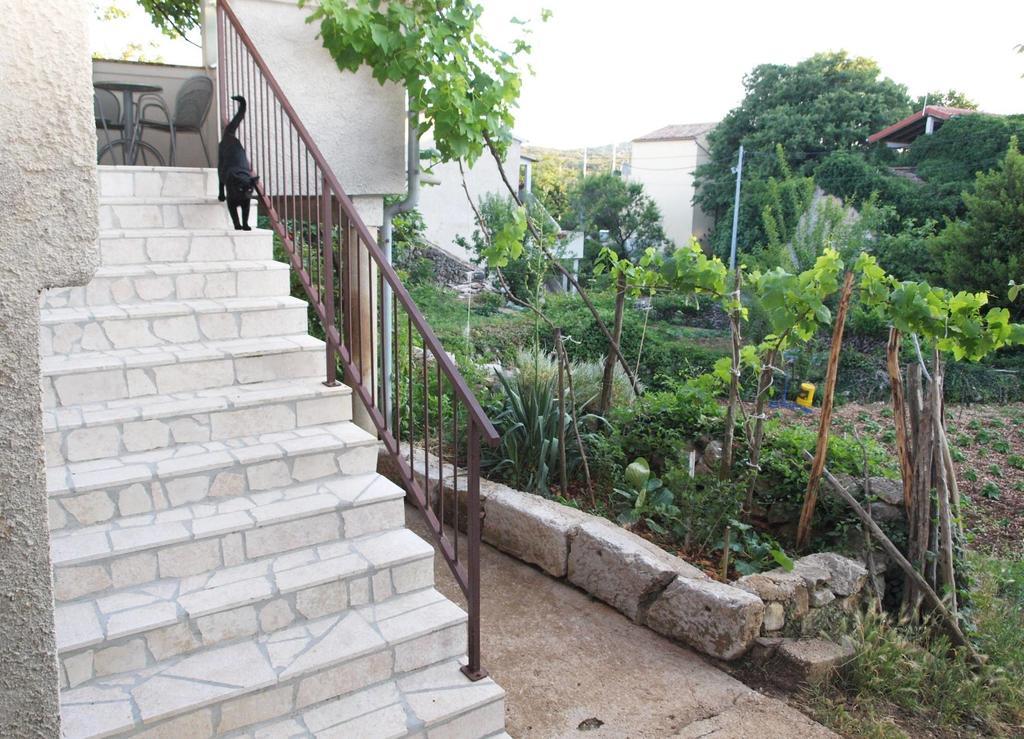 Holiday Home Loznati Cres Εξωτερικό φωτογραφία